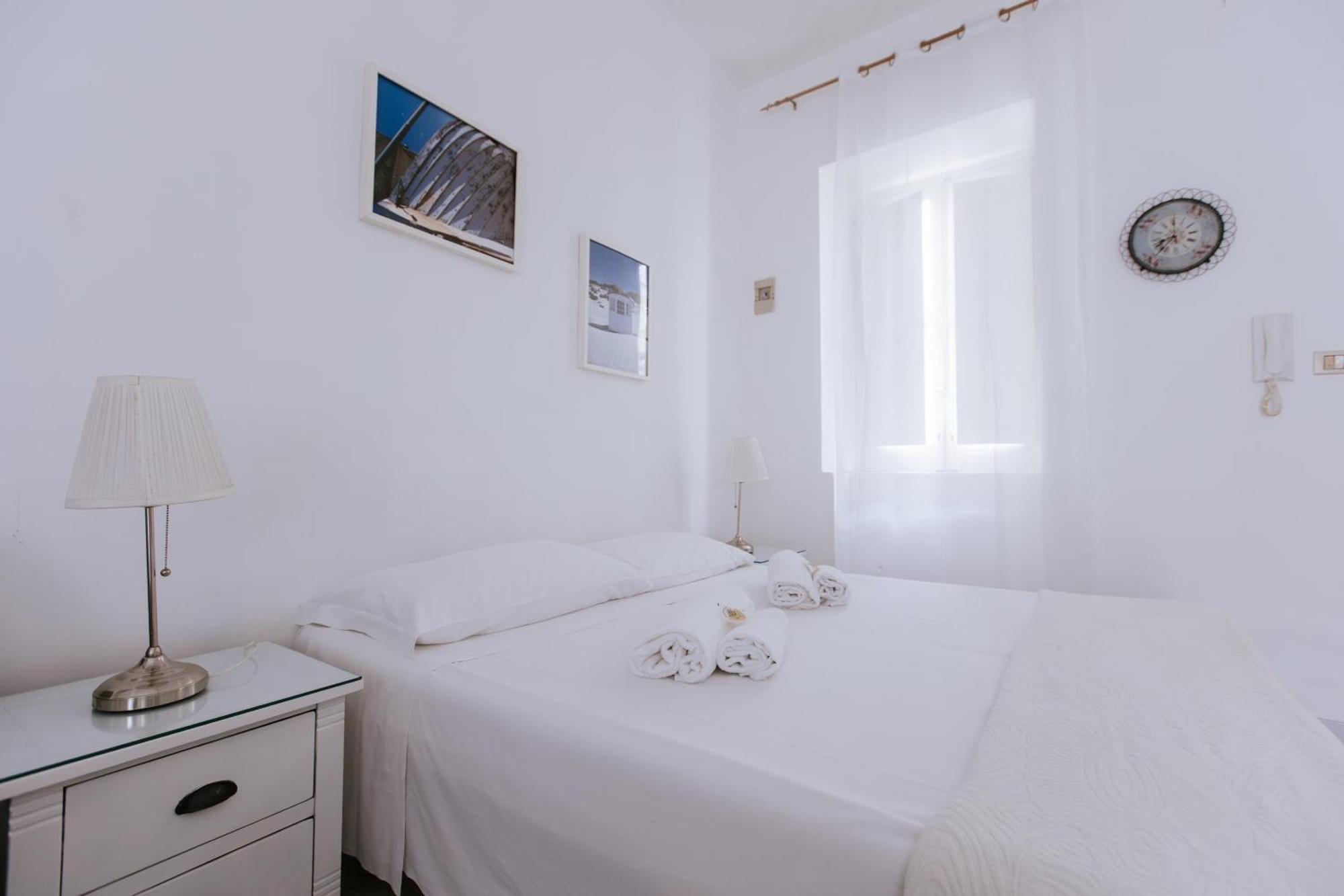 Andreja Maniace Apartment Syracuse Bagian luar foto